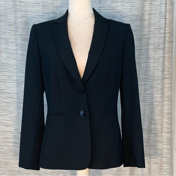 Antonio Melani Black Lightweight Suit Jacket and Sheath Dress Set. - Picture 6 of 15